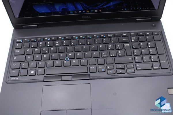 immagine reale notebook ricondizionato Dell Latitude 5580 touch screen
