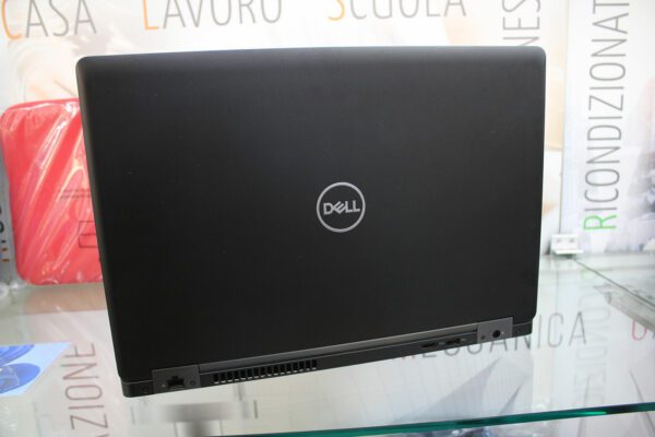 Dell Latitude 5590 in offerta vetrina