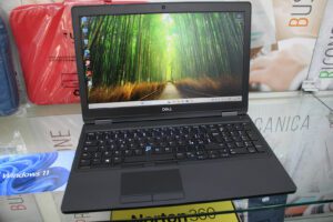 Dell Latitude 5590 ricondizionato in vetrina