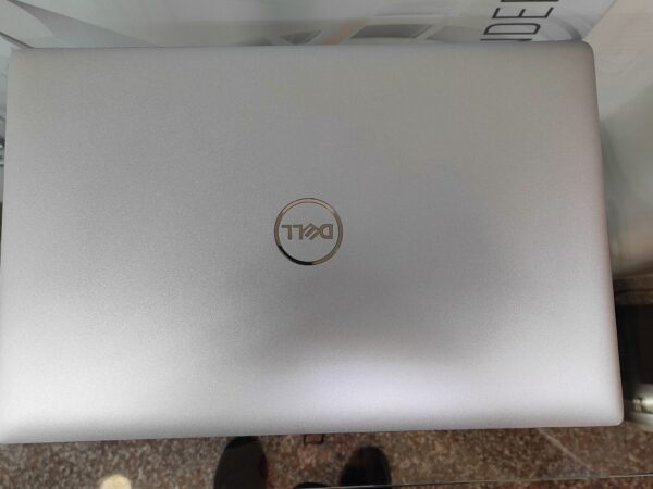 Foto dall'alto Dell Latitude 5520 ricondizionato pc