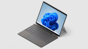 Laptop Microsoft Surface Pro 8 / i5 / RAM 16 GB / SSD Disk / 13,3″ 2880x1920